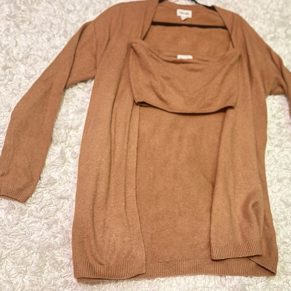 Open Edit  2-in-1-set BANDEAU TOP & CARDIGAN SET IN TAN DALE - Picture 14 of 14